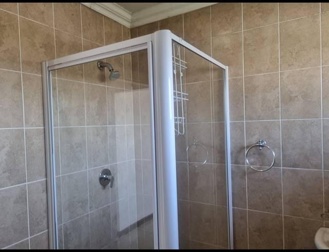 1.5 BEDROOM APARTMENT TO LET IN SOMERSET PARK